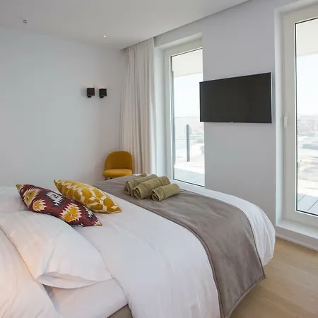 Penthouse Baelskaai Oosteroever Met Haven & Zeezicht - Vosproperties Oostende